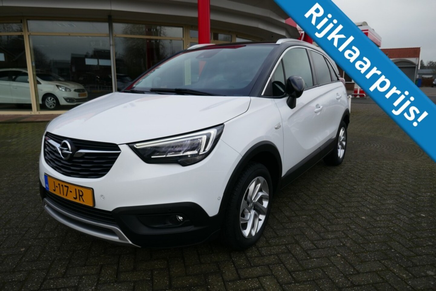 Opel Crossland X - 1.2 T. INNOVATION  110PK/CAMERA/NAVIGATIE/PARKEER V+A - AutoWereld.nl