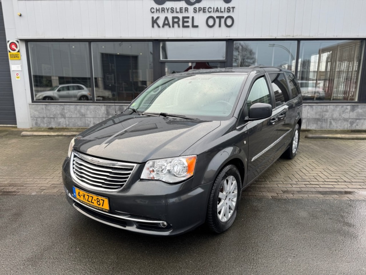 Chrysler Town and Country - 3.6i GOLD EDITION - AutoWereld.nl