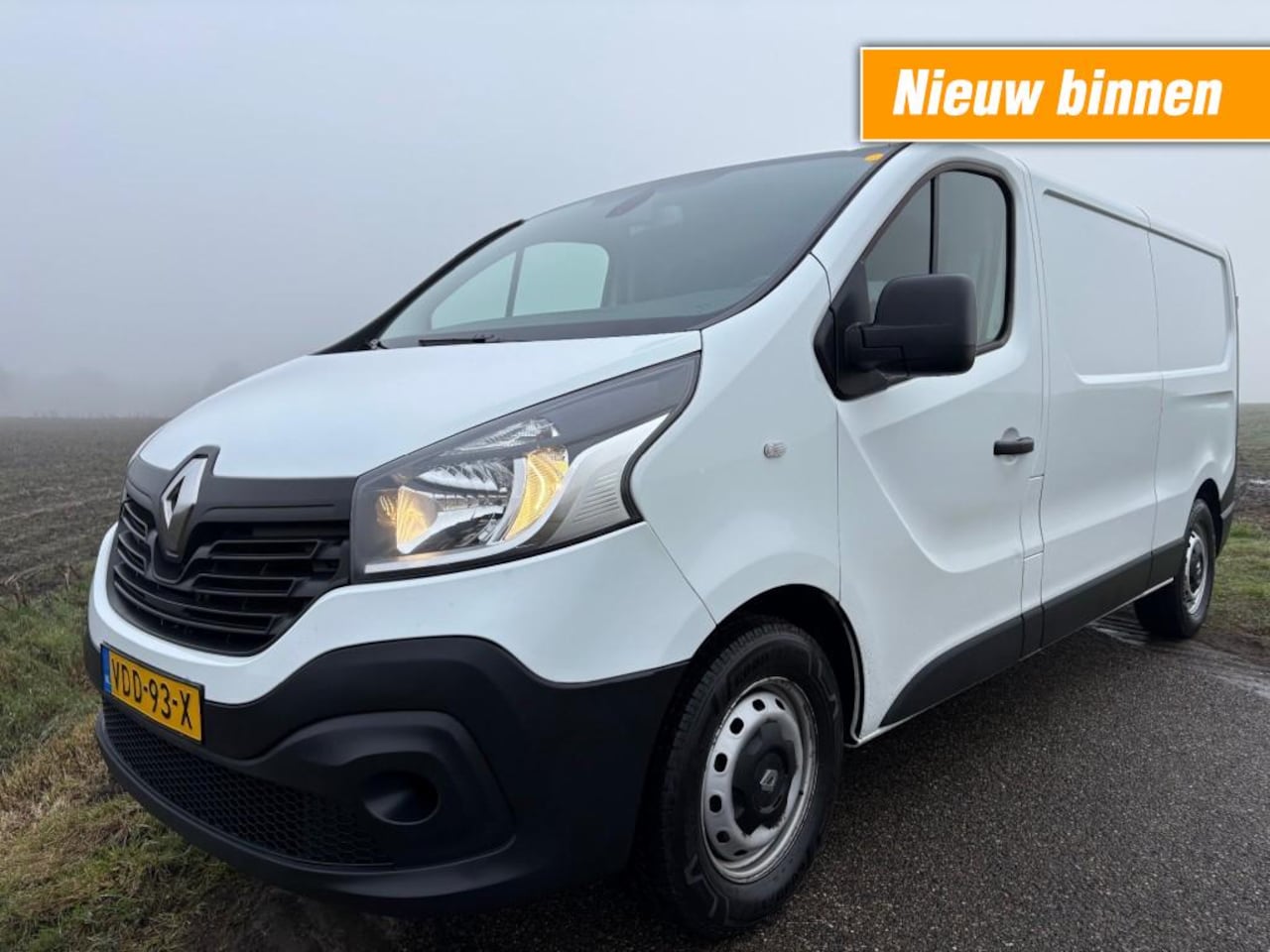 Renault Trafic - 1.6 DCI T29 L2H1 / AIRCO / CAMERA / CRUISE - AutoWereld.nl