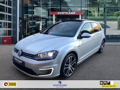 Volkswagen Golf - 1.4 TSI DSG GTE PANO-DAK/CAMERA/NAVI/CARPLAY/CRUISE/STOELVERW