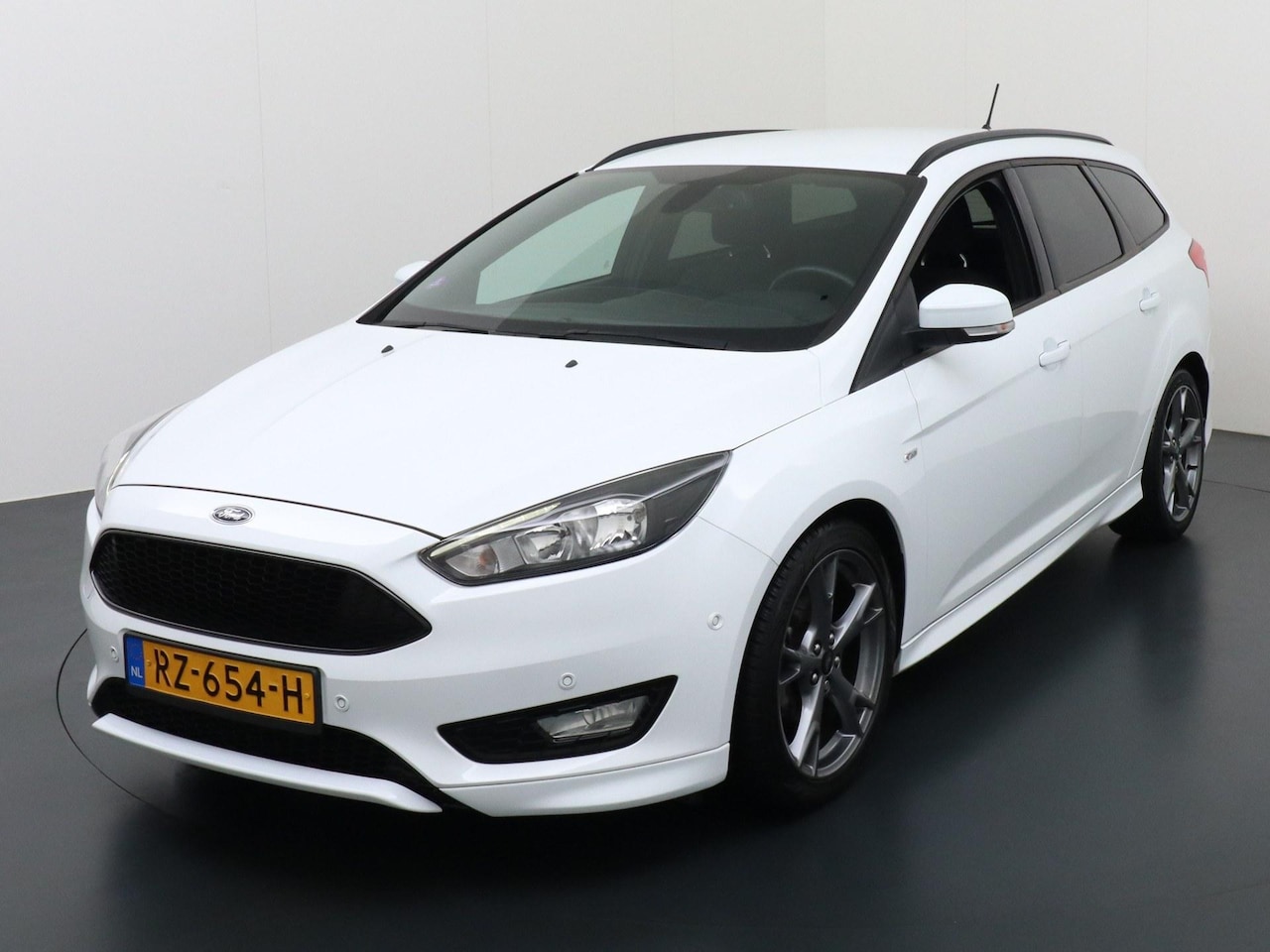 Ford Focus Wagon - 1.0 ST-Line 1.0 ST-Line - AutoWereld.nl