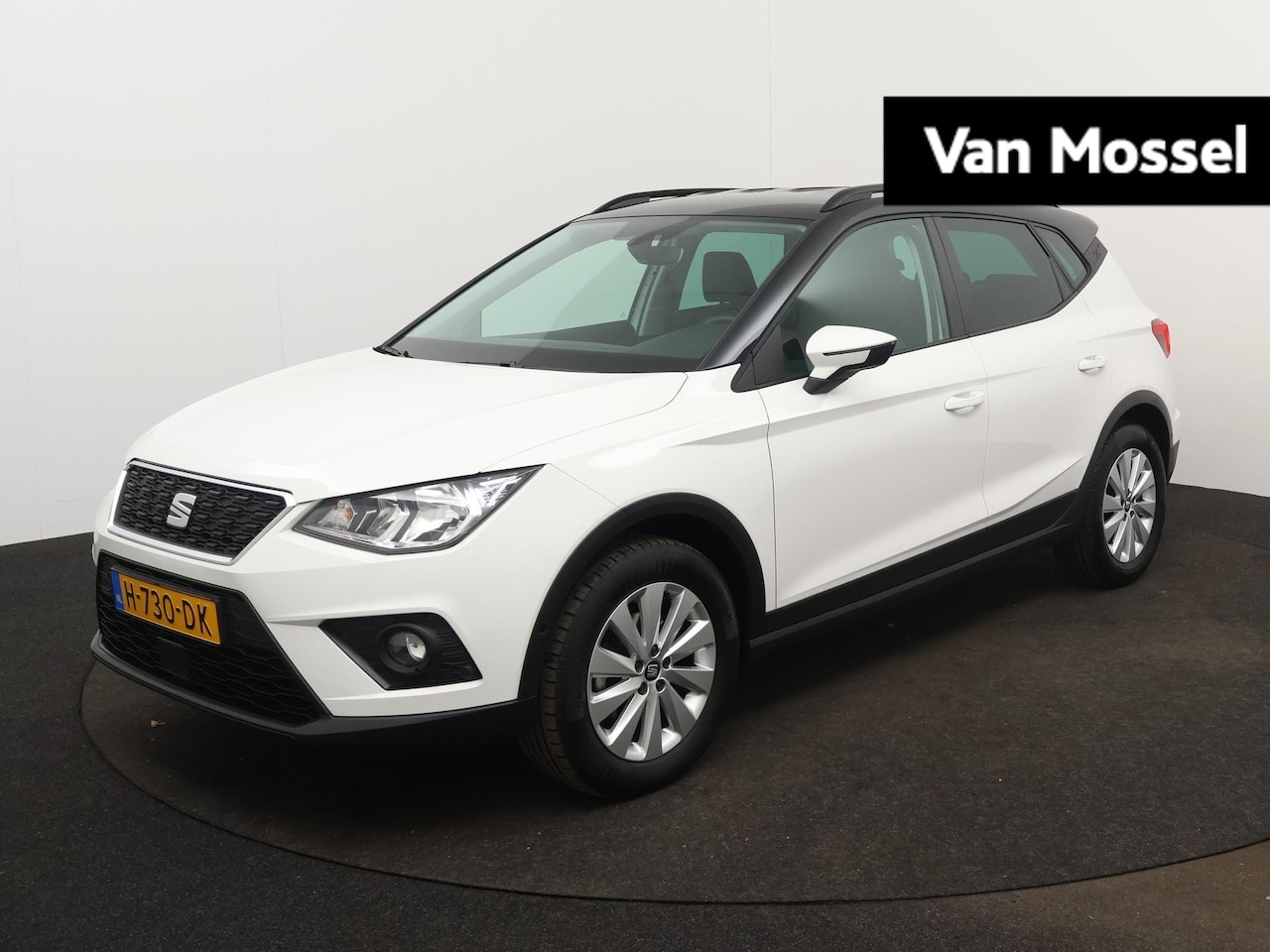 Seat Arona - 1.0 TSI Style Business Intense | CAMERA | KEYLESS | ADAPTIEF CRUISE CONTROL | NAVIGATIE | - AutoWereld.nl