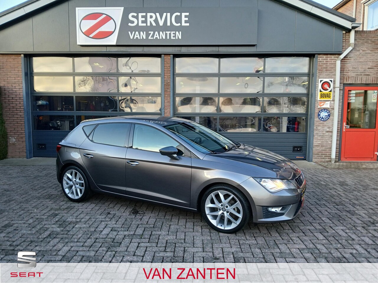 Seat Leon - 1.4 TSI FR + Navigatie + Alcantara bekleding + 18 inch, etc - AutoWereld.nl