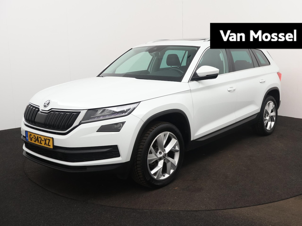 Skoda Kodiaq - 1.5 TSI Limited Business Edition | TREKHAAK | ELEK.LAADKLEP | DODEHOEK DETECTIE | PANORAMA - AutoWereld.nl