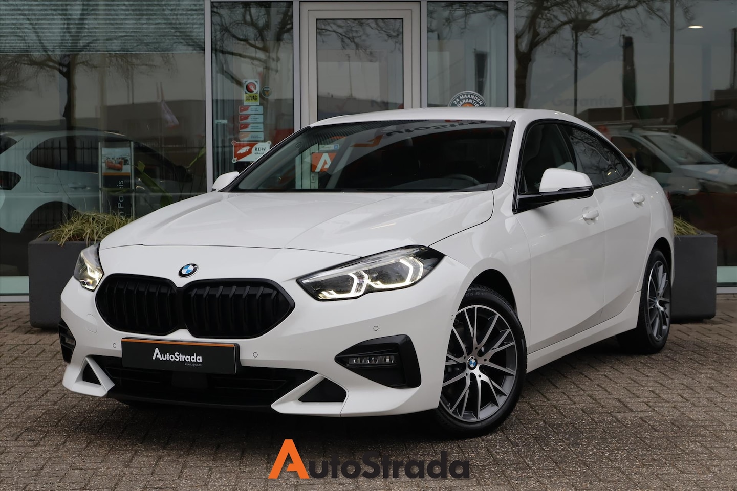 BMW 2-serie Gran Coupé - (f44) 218i SportLine 136pk Aut | Sfeer | LED | Carplay | Camera | Navi | Dodehoekdetectie - AutoWereld.nl