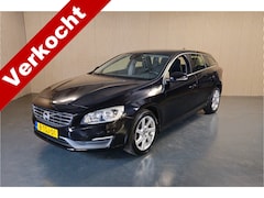 Volvo V60 - 1.6 T3 Momentum - Trekhaak - Cruise - Navi