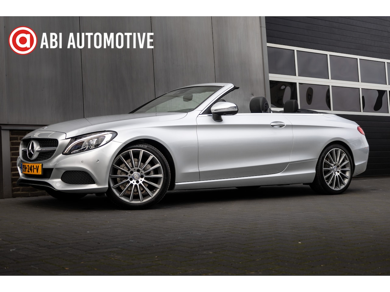 Mercedes-Benz C-klasse Cabrio - 180 157 pk Prestige AMG-Sportpakket / Model-2017/ NL-Auto/ 360-Camera/ Leder/ Sport-Stoele - AutoWereld.nl