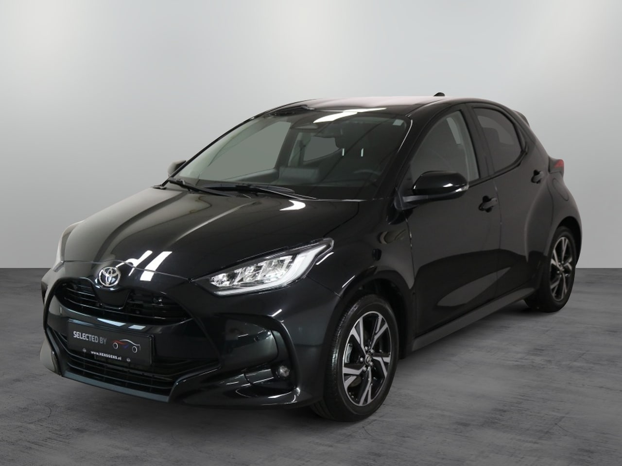 Toyota Yaris - 1.5 Hybride 115 First Edition | PDC V+A | Dodehoekdetectie - AutoWereld.nl