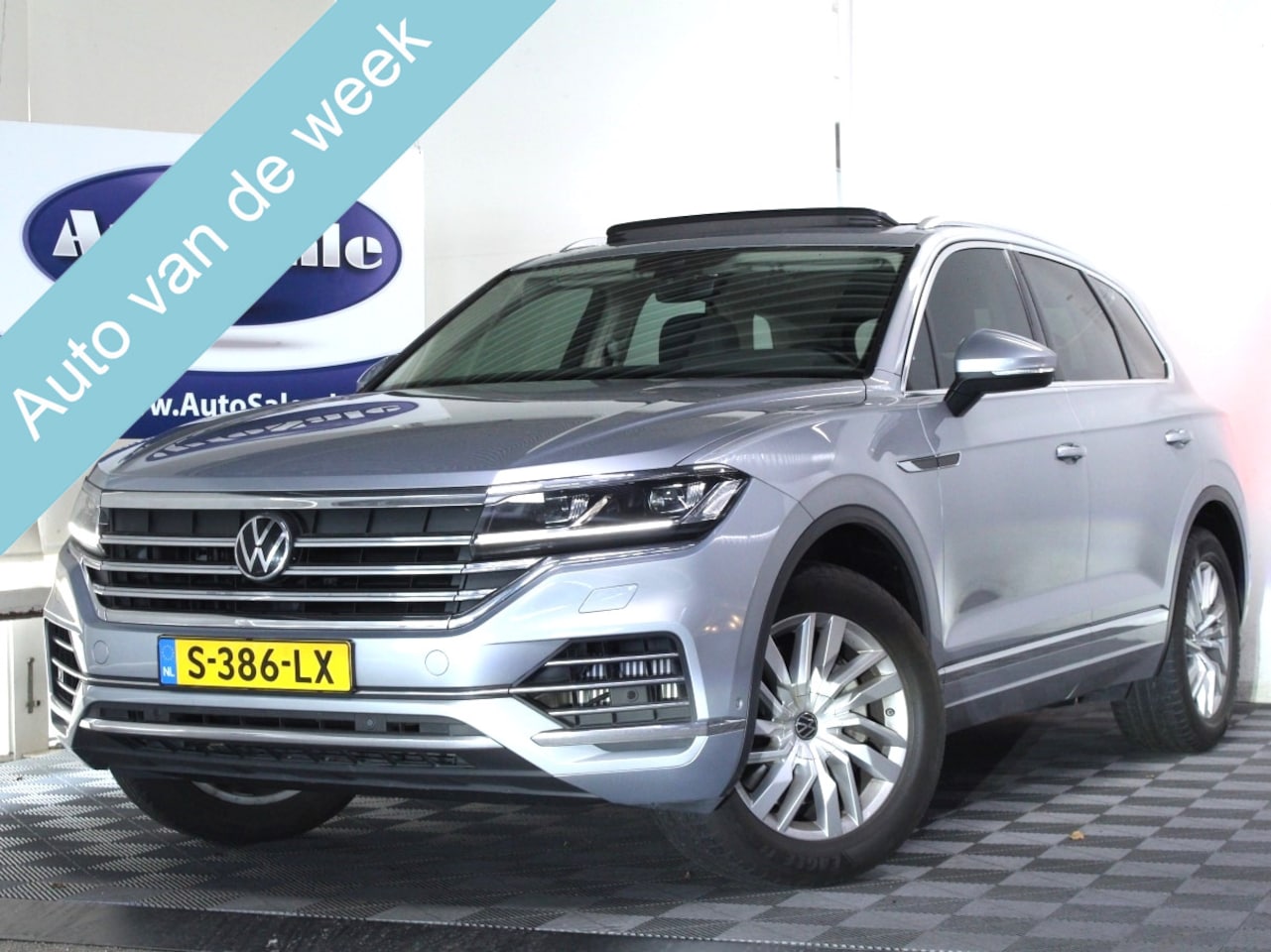 Volkswagen Touareg - 3.0 TSI DSG Elegance 340pk PANO LEDER CARPLAY DCC VIRTUAL '21 - AutoWereld.nl