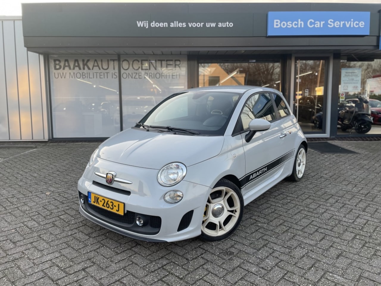 Fiat 500 Abarth - 1.4 T-Jet Custom | Sportuitlaat - AutoWereld.nl