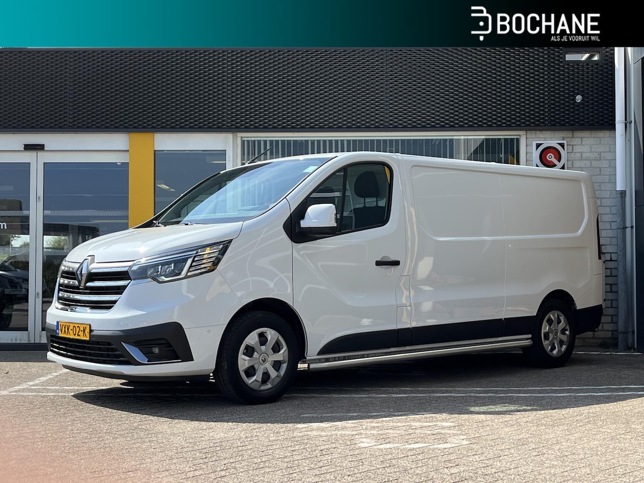 Renault Trafic - 2.0 dCi 130 T30 L2H1 Work Edition | Navigatie | Achteruitrijcamera | Betimmering | Trekhaa - AutoWereld.nl