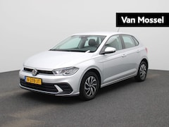 Volkswagen Polo - 1.0 TSI Life 95 PK | Navigatie | Apple carplay | Parkeersensoren voor- en achter | Lane as