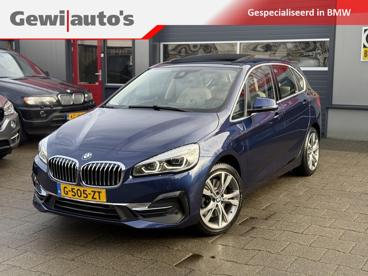 BMW 2-serie Active Tourer - 225xe iPerformance Luxury Line - AutoWereld.nl