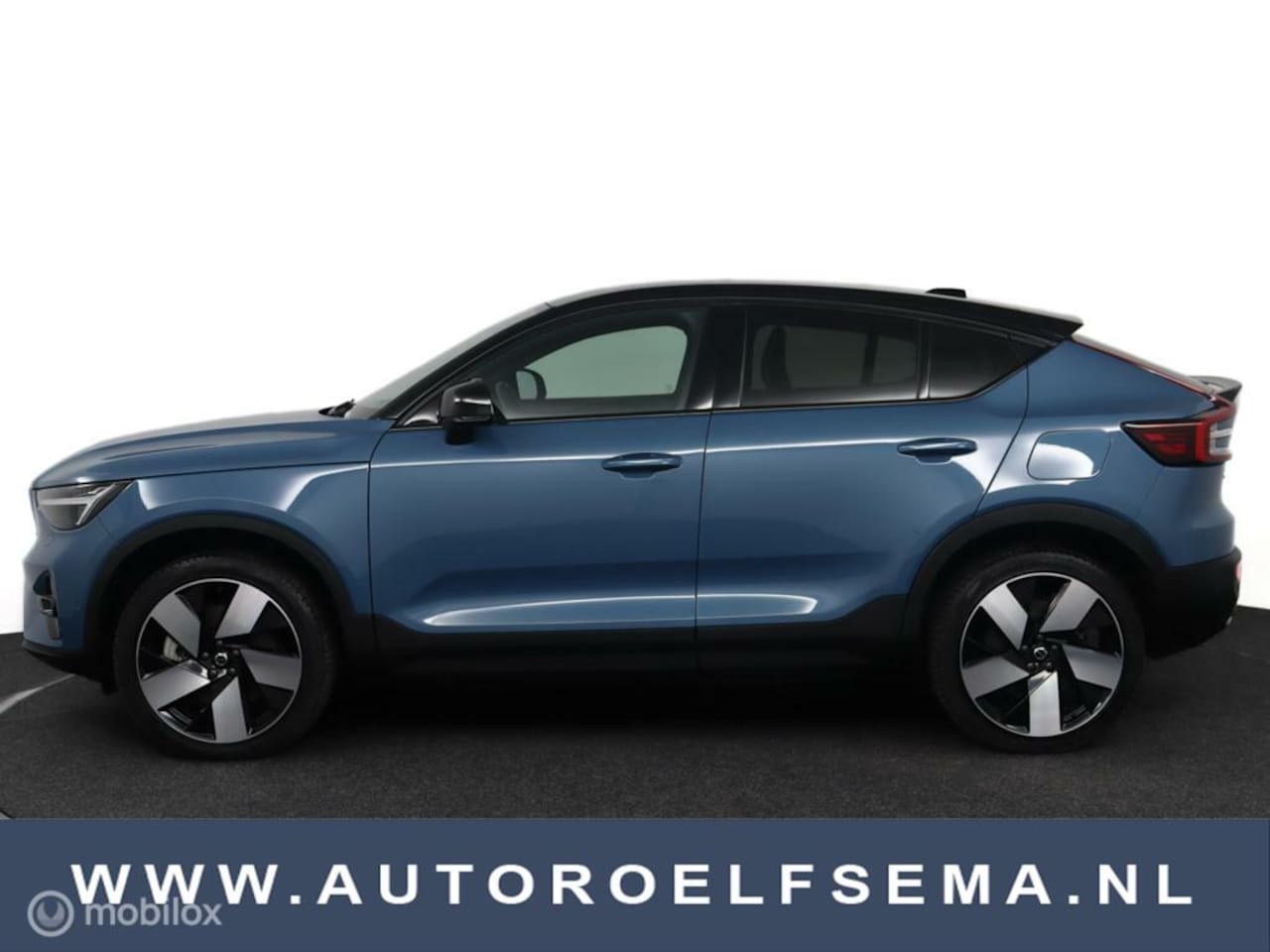 Volvo C40 - Rech. Twin Intro Edition 408pk / ZEER COMPLEET|trekh - AutoWereld.nl