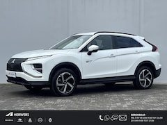 Mitsubishi Eclipse Cross - 2.4 PHEV Intense S-AWC 4WD Automaat / 1.500 kg trekgewicht / Navigatie via Apple Carplay o