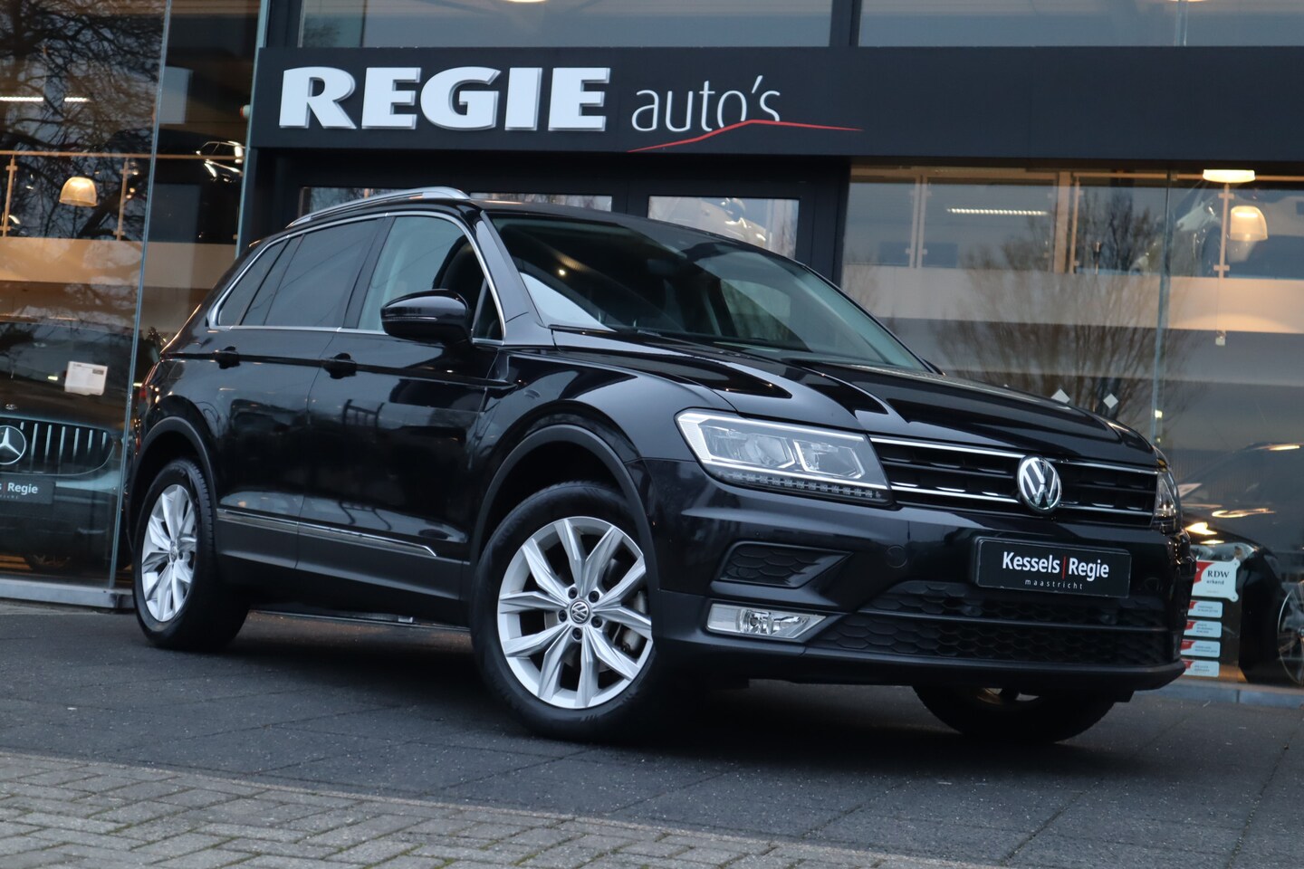 Volkswagen Tiguan - 1.4 TSI Comfortline LED Navi ACC - AutoWereld.nl