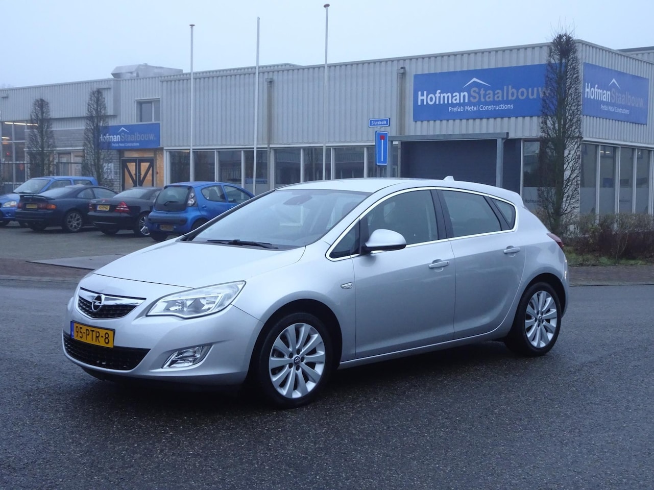 Opel Astra - 1.6 Cosmo Airco Trekhaak - AutoWereld.nl