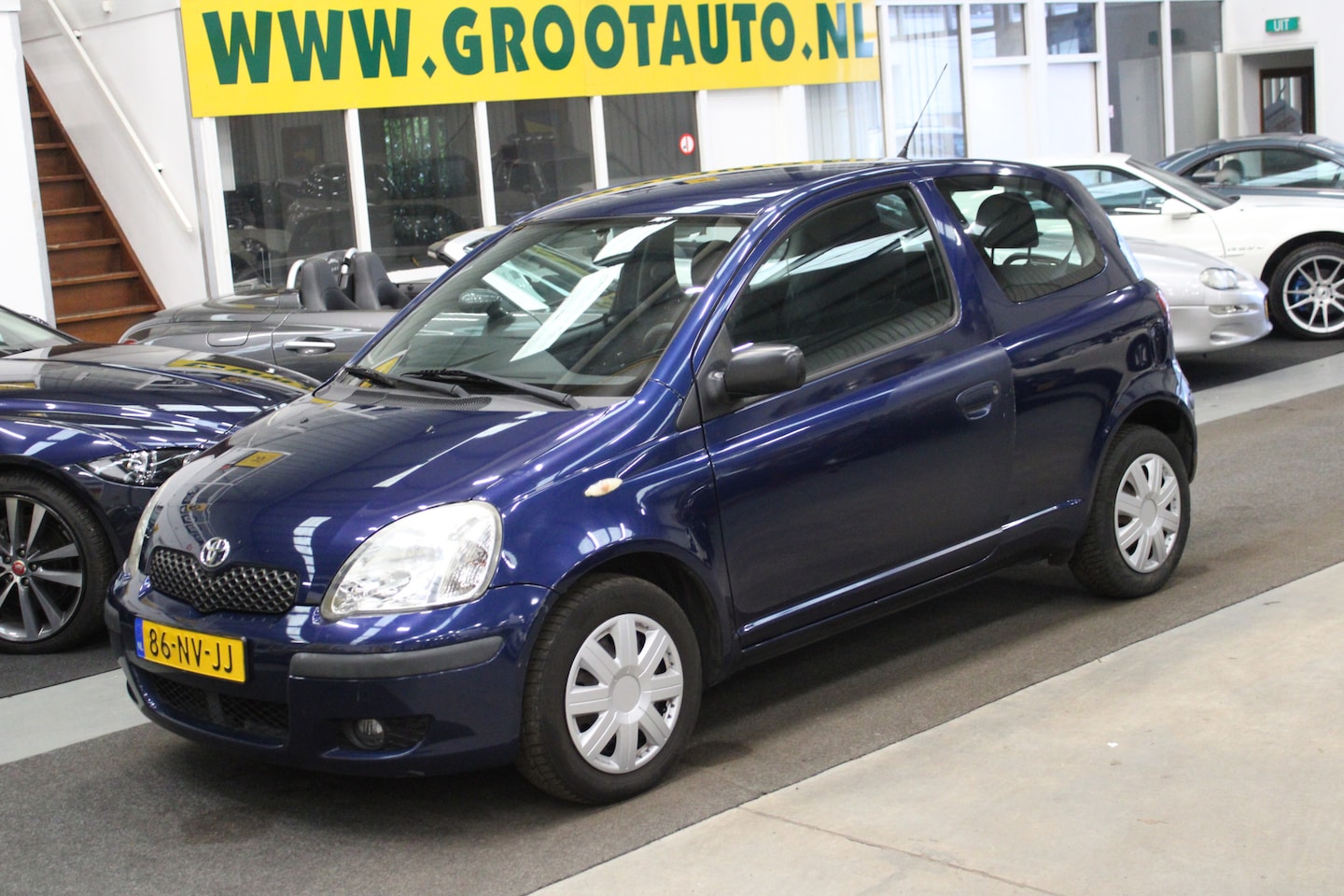 Toyota Yaris - 1.3 VVT-i Luna NAP,. Airco, Stuurbekrachtiging - AutoWereld.nl