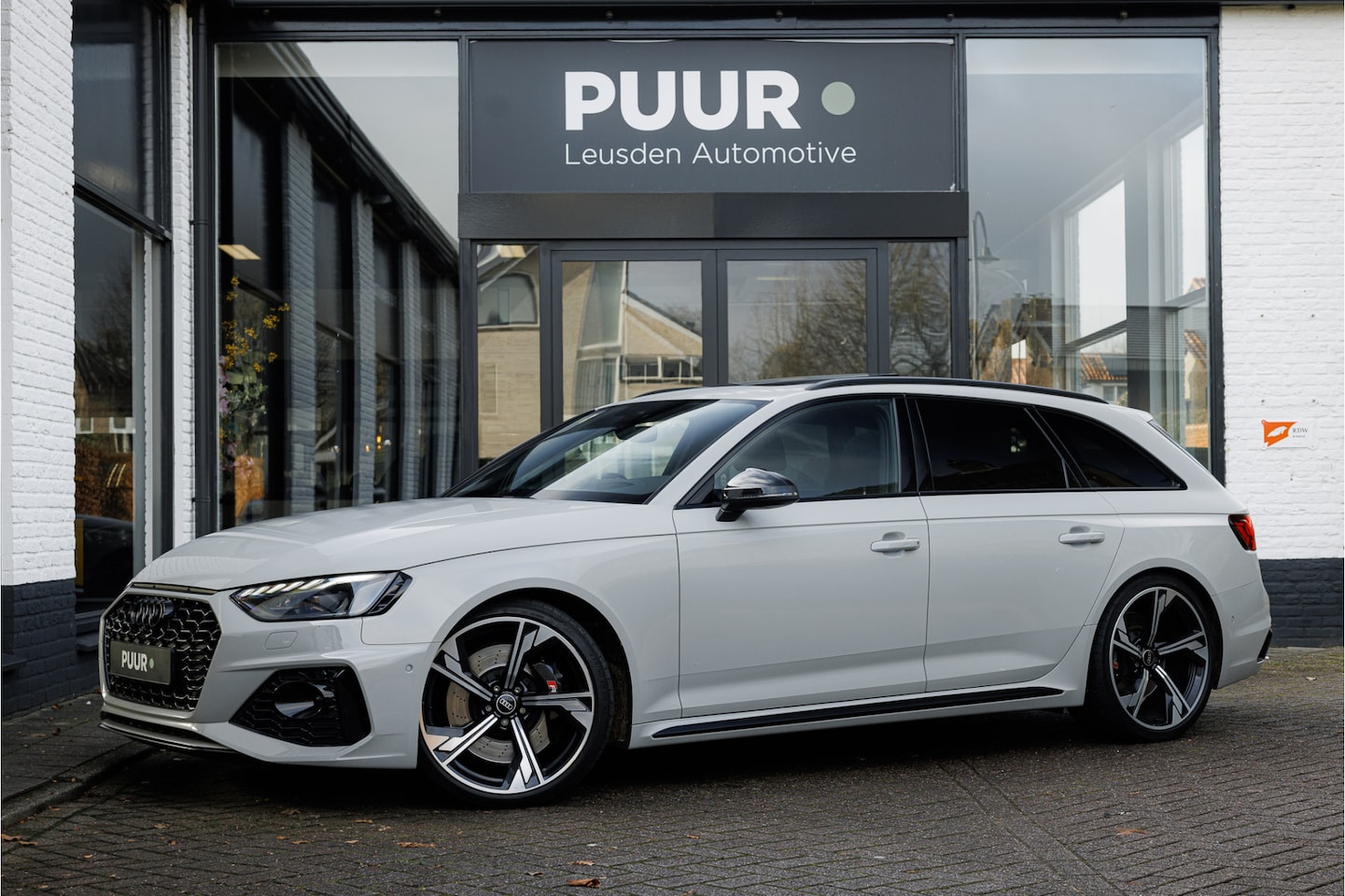 Audi RS4 - 2.9 TFSI Quattro Pano - Quantum Grey - B&O - 360 Camera - AutoWereld.nl