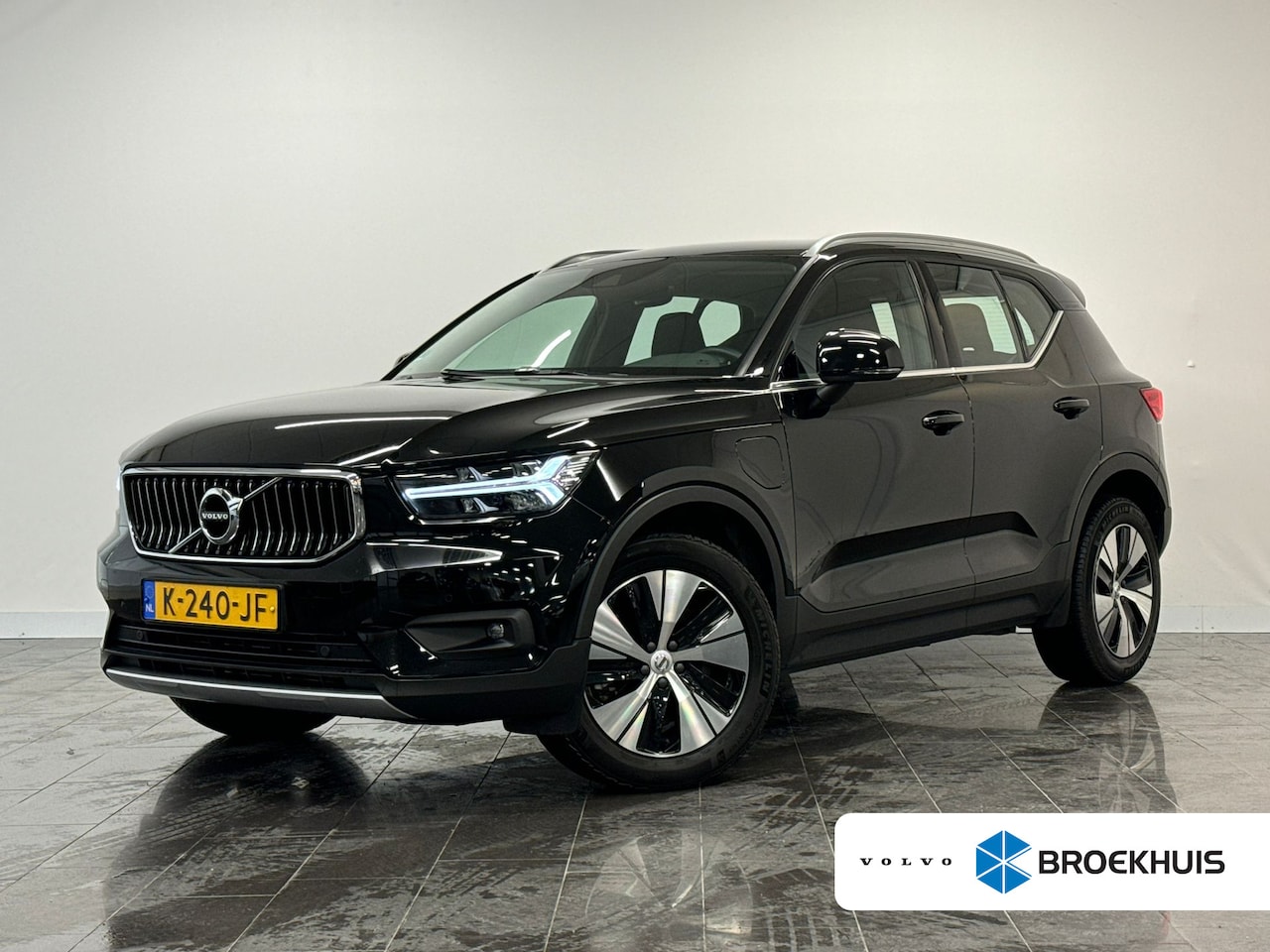 Volvo XC40 - T5 Recharge Business Pro | Apple Carplay/Android Auto|telefoonintegratie premium | achteru - AutoWereld.nl