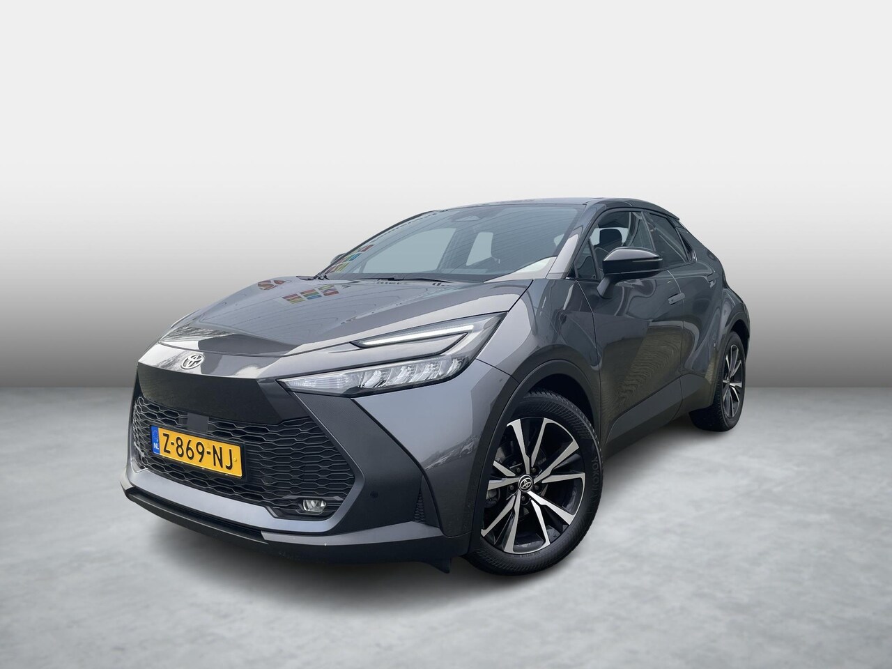 Toyota C-HR - 1.8 Hybrid 140 Dynamic All seasonbanden - AutoWereld.nl