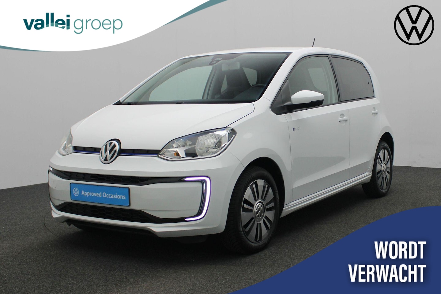 Volkswagen e-Up! - 82 pk | Stoelverwarming | Climatronic | Navigatie via App | Verwarmbare voorruit | - AutoWereld.nl