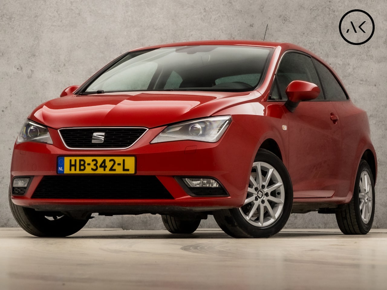 Seat Ibiza SC - 1.0 EcoTSI Sport (APPLE CARPLAY, NAVIGATIE, CLIMATE, XENON, STOELVERWARMING, GETINT GLAS, - AutoWereld.nl