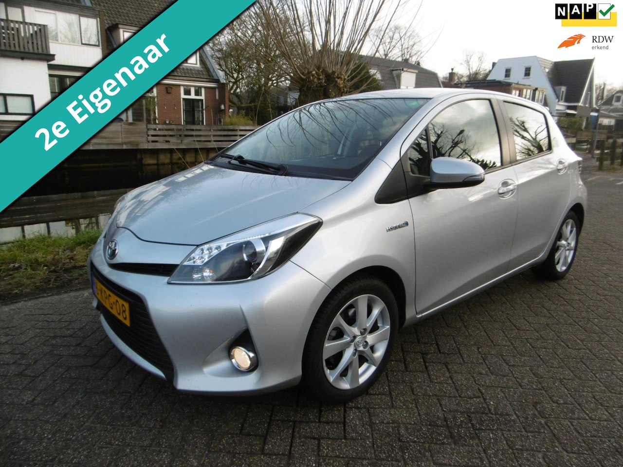 Toyota Yaris - 1.5 Full Hybrid Dynamic 5-deurs Automaat 2e eig. Clima Trekhaak - AutoWereld.nl