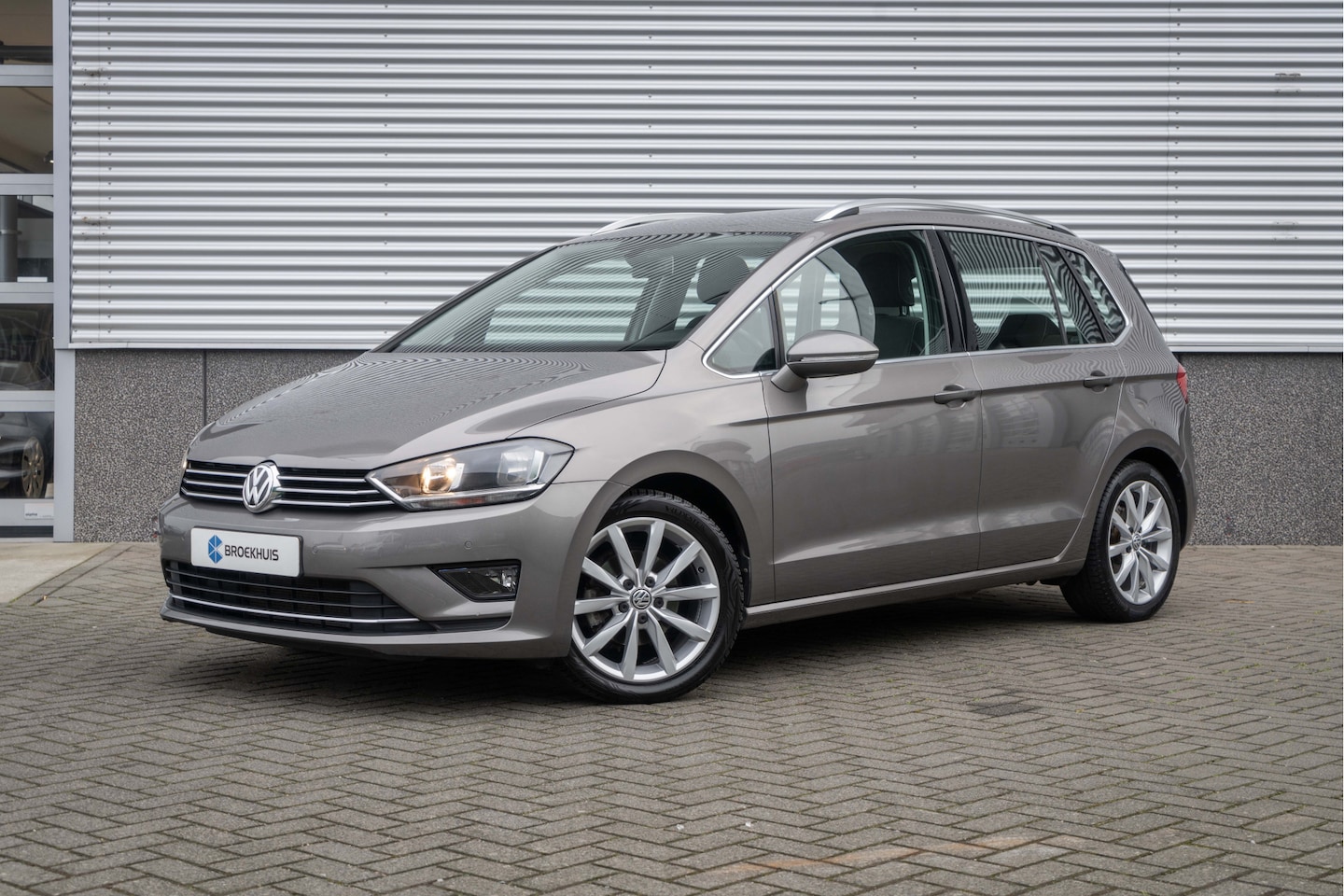 Volkswagen Golf Sportsvan - 1.2 TSI Highline 1.2 TSI Highline - AutoWereld.nl