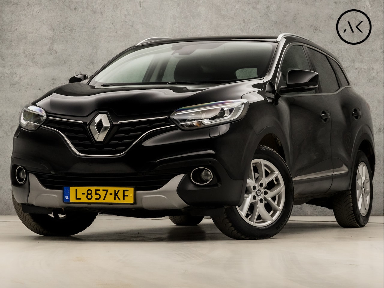 Renault Kadjar - 1.2 TCe Bose (NAVIGATIE, 1e EIGENAAR, DIGITAL COCKPIT, CLIMATE, LEDER, SPORTSTOELEN, CRUIS - AutoWereld.nl