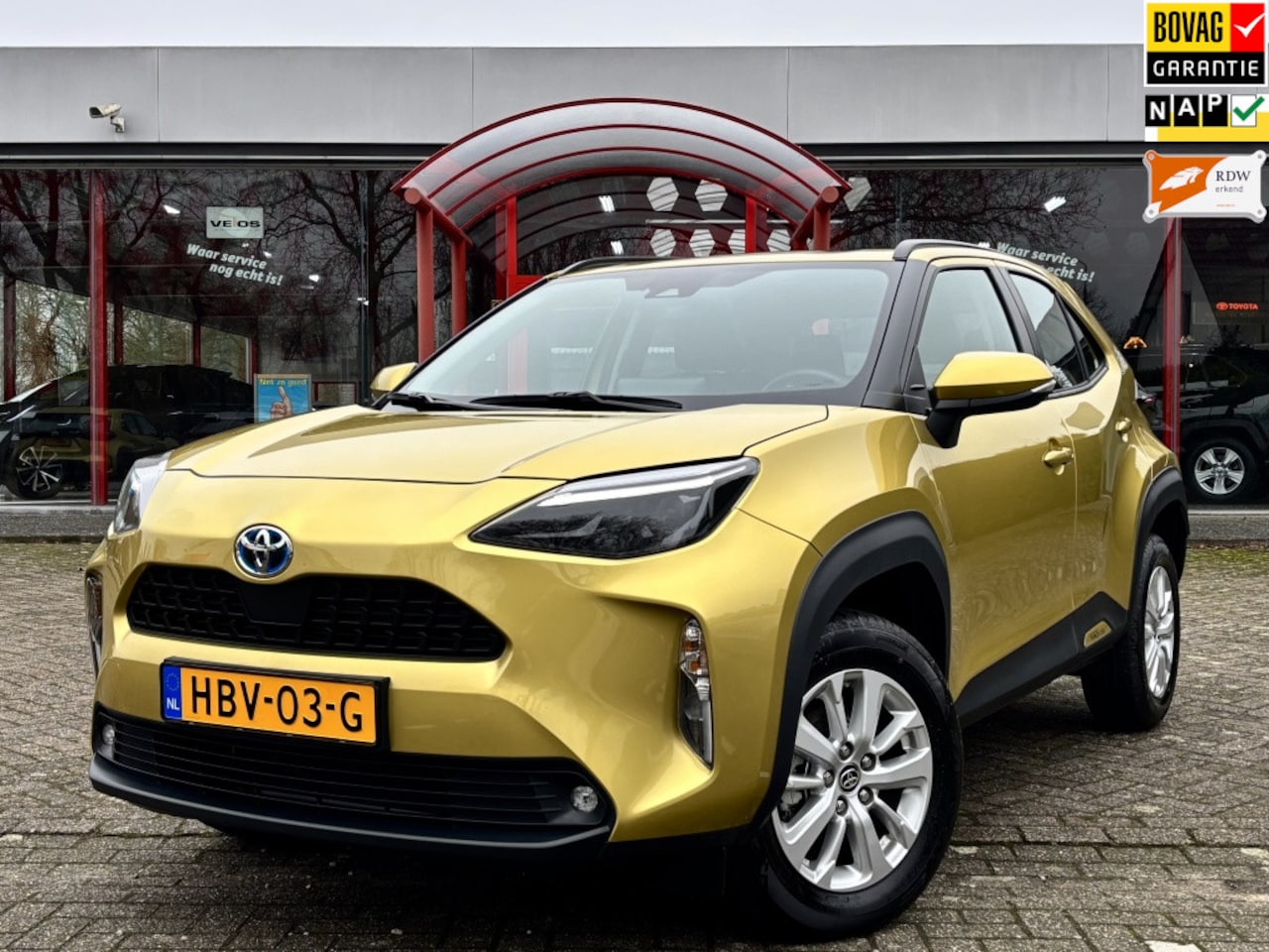 Toyota Yaris Cross - 1.5 Hybrid Automaat Active | Stoelverwarming | CarPlay | LED - AutoWereld.nl