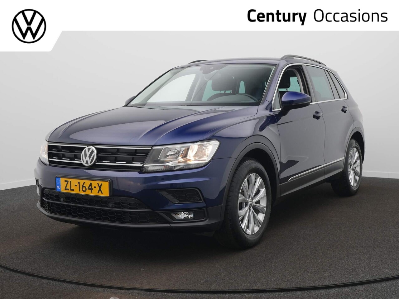 Volkswagen Tiguan - 1.5 TSI ACT Comfortline / Trekhaak / Acc / Sensoren - AutoWereld.nl