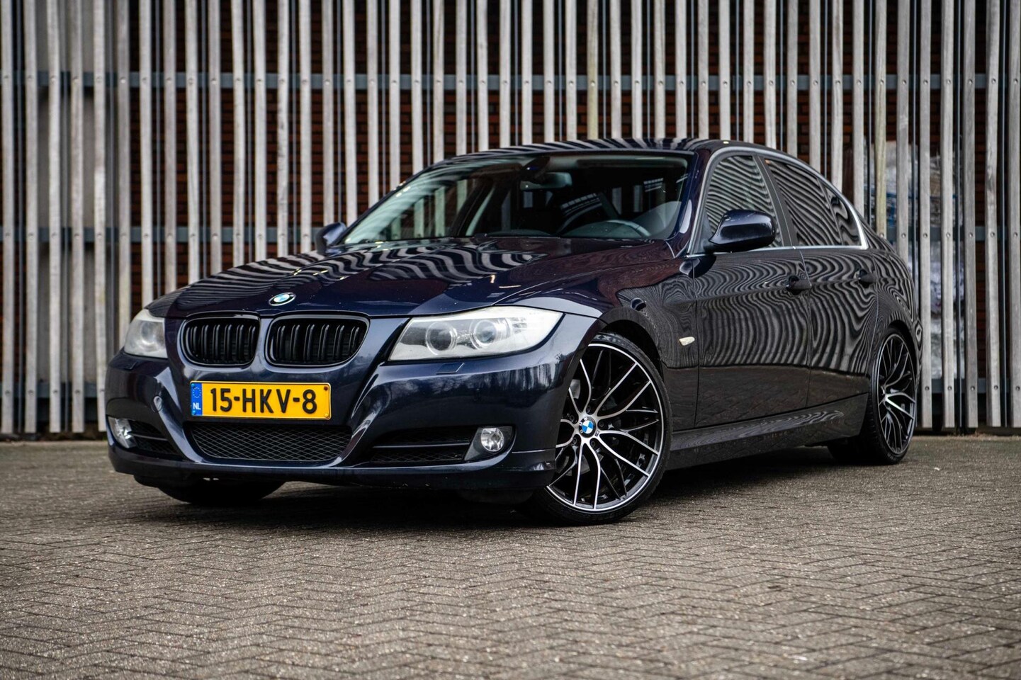 BMW 3-serie - 325i 218pk AUT. High-Exe. LCi |NL-AUTO| Xenon|Gr.Navi|10-01-2026 APK|ClimateControl|Cruise - AutoWereld.nl