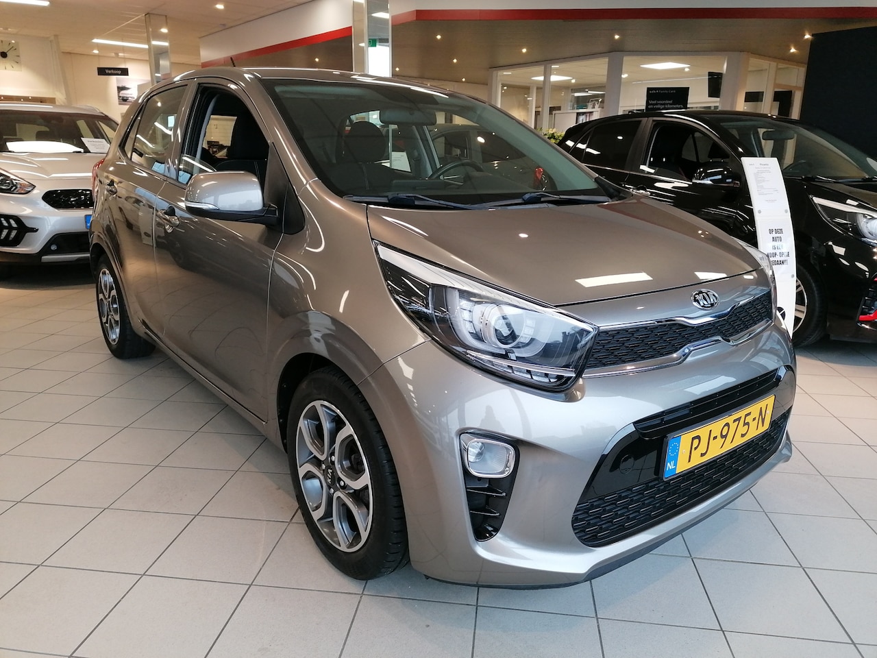 Kia Picanto - 1.0 CVVT First Edition 1.0 CVVT First Edition - AutoWereld.nl