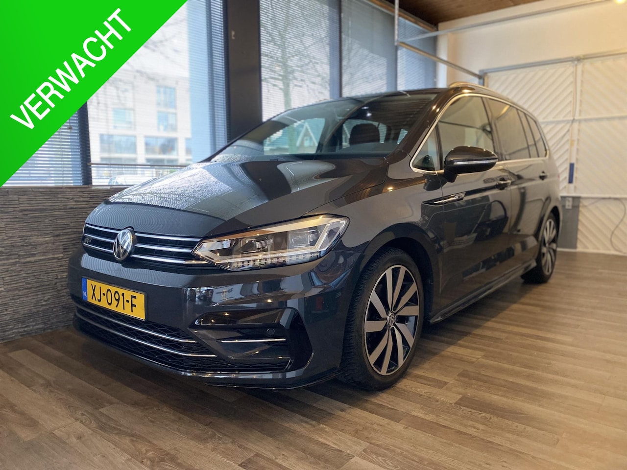 Volkswagen Touran - 1.5 TSI Highline Business R DSG - AutoWereld.nl