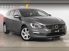 Volvo V60 - T2 122PK Automaat Summum / Xenon / Leer / Donker getint glas / Navigatie /