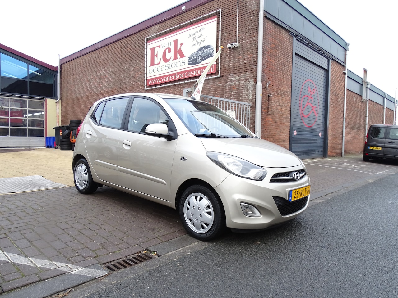 Hyundai i10 - 1.2 i-Catcher 1.2 i-Catcher - AutoWereld.nl