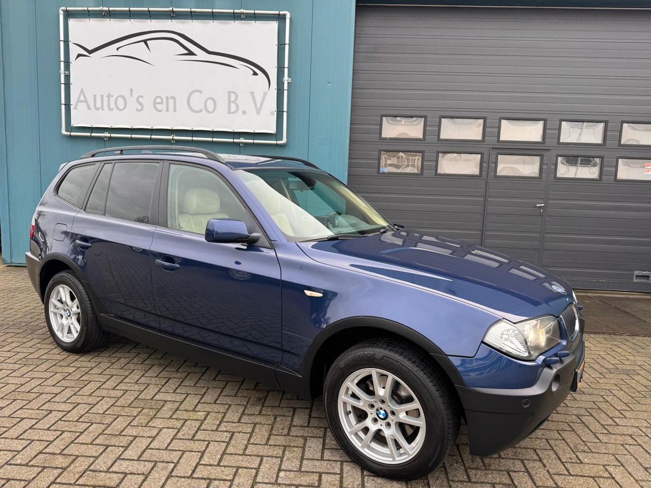 BMW X3 - 3.0i Executive Automaat Leder Clima Cruise Navi Xenon Memory Pdc Trekhaak NL Auto NAP YOUN - AutoWereld.nl