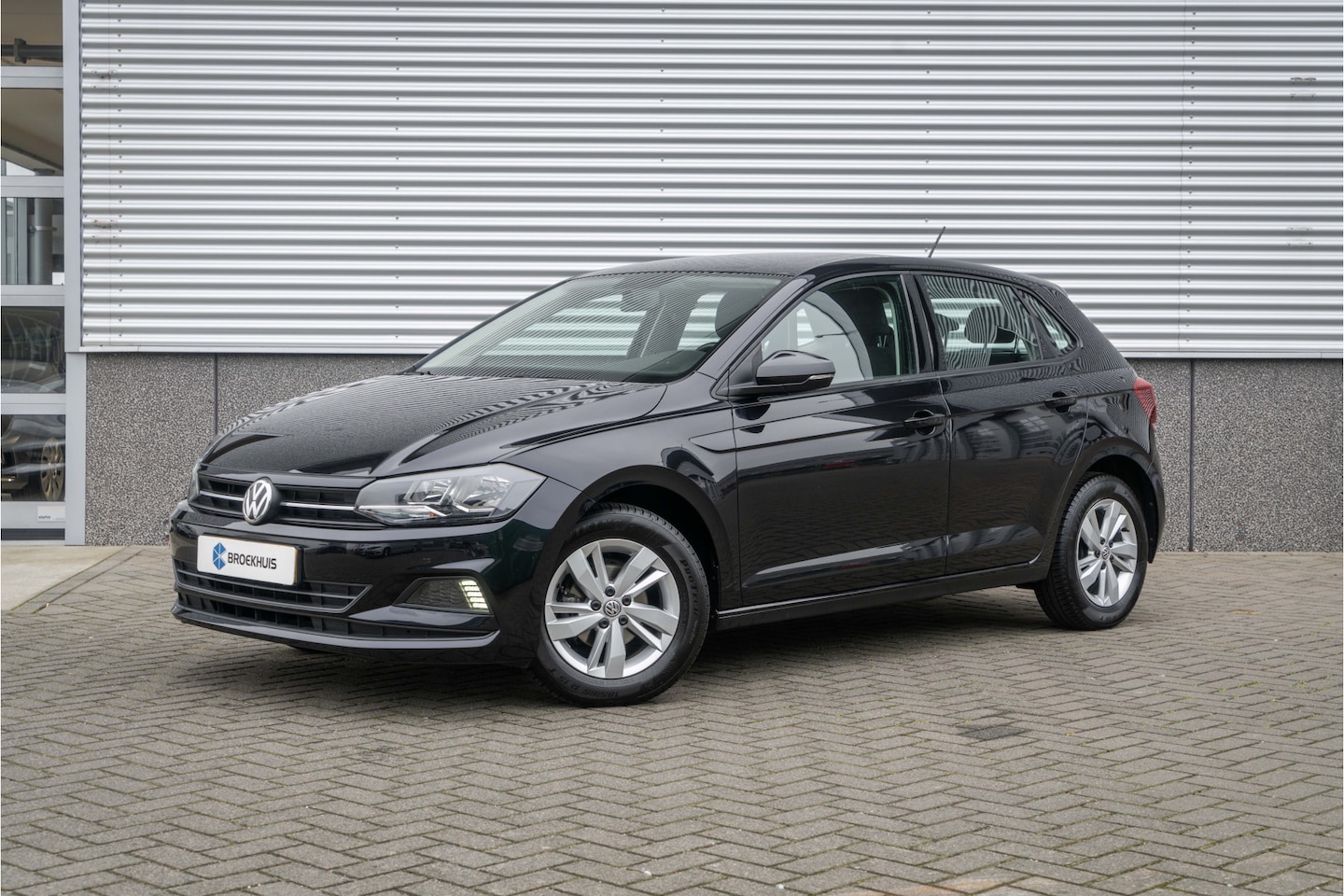 Volkswagen Polo - 1.0 MPI Comfortline | Carplay | Airco | Lmv | - AutoWereld.nl