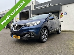 Renault Kadjar - TCe 130 Intens | Stoelverwarming | Navigatie | Achteruitrijcamera | Lederen bekleding