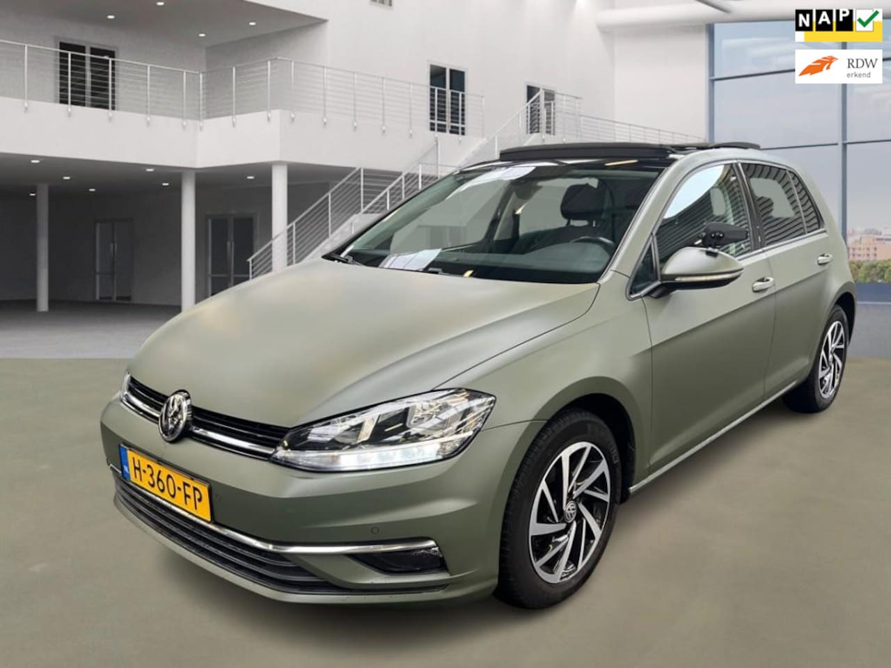 Volkswagen Golf - 1.6 TDI Comfortline Business EXPORT - AutoWereld.nl