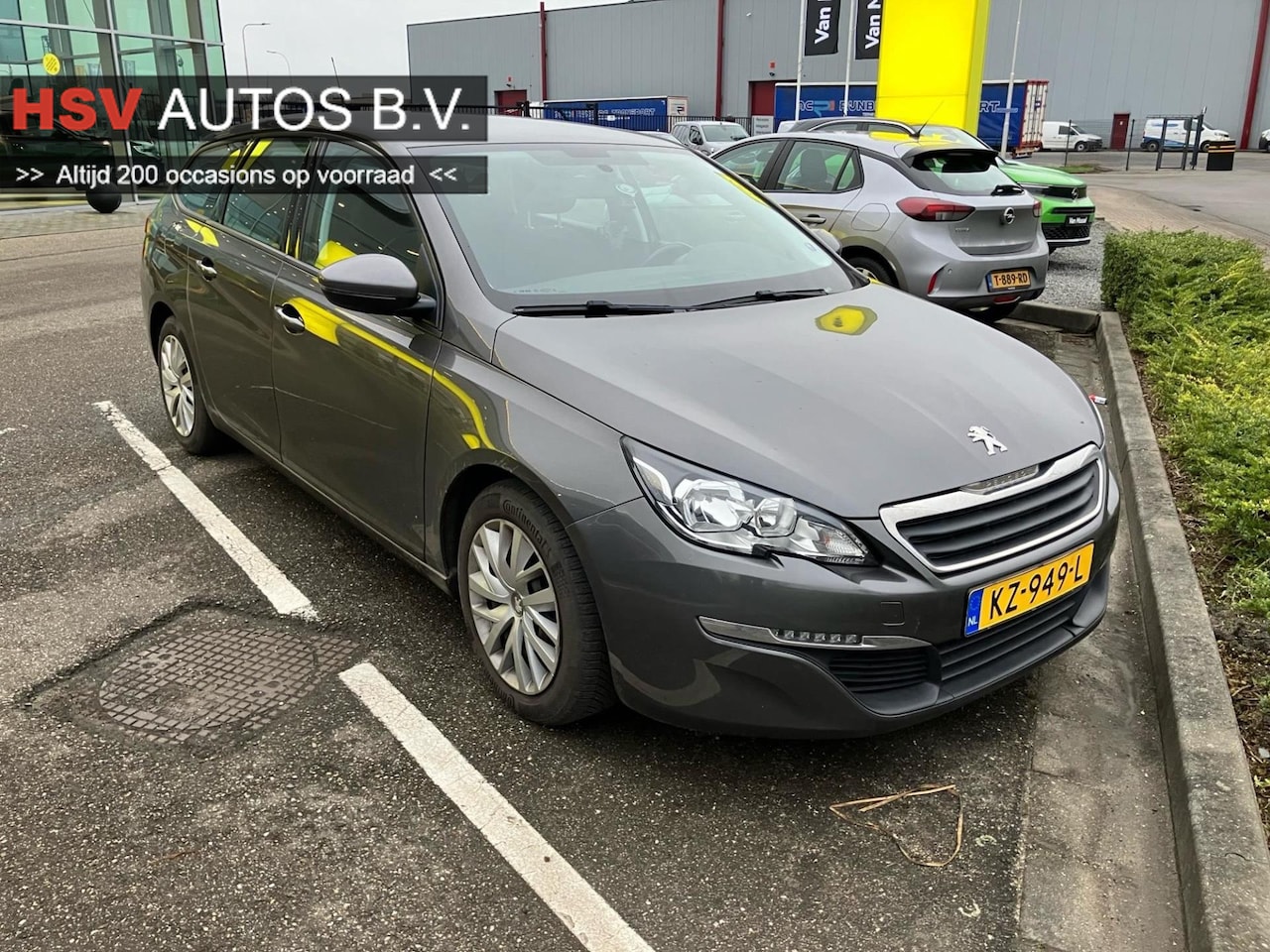 Peugeot 308 SW - 1.2 PureTech Blue Lease navi LM org NL - AutoWereld.nl