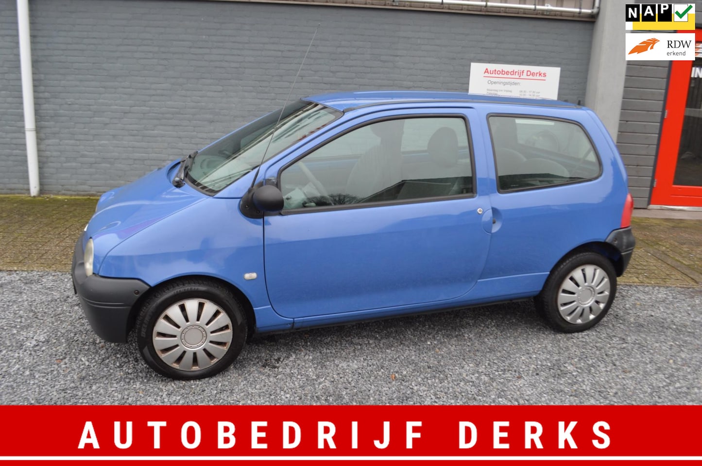 Renault Twingo - 1.2 Privilège Stuurbekrachtiging Jaar APk - AutoWereld.nl