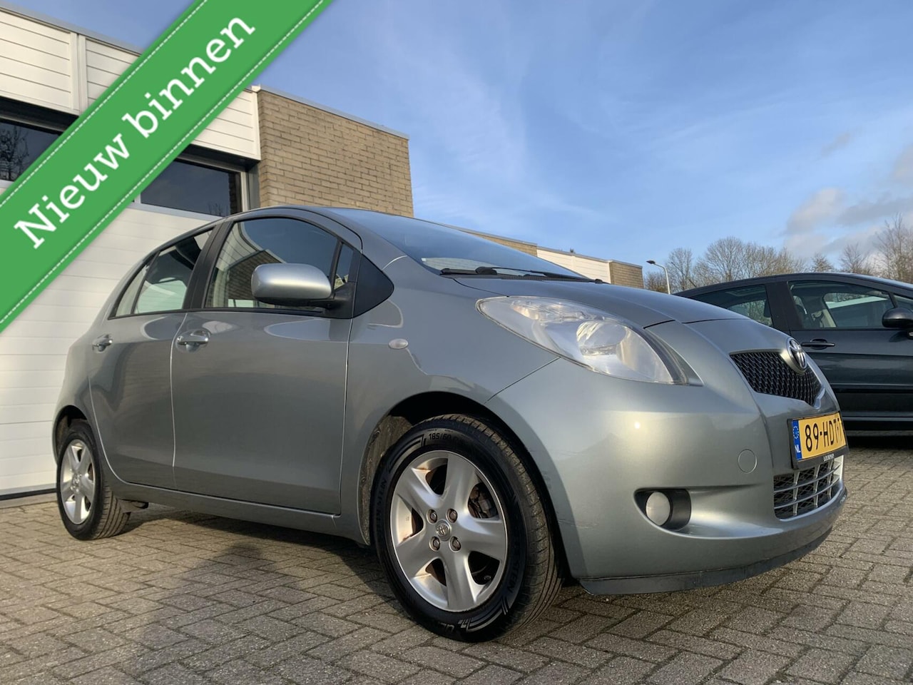 Toyota Yaris - 1.3 VVTi Luna 5DR NWE APK Airco Elektrische ramen - AutoWereld.nl