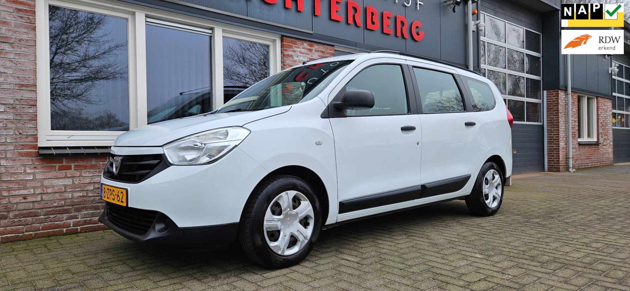 Dacia Lodgy - 1.2 TCe Ambiance 5p. Cruise Control! NAP! Nieuwe Apk! - AutoWereld.nl