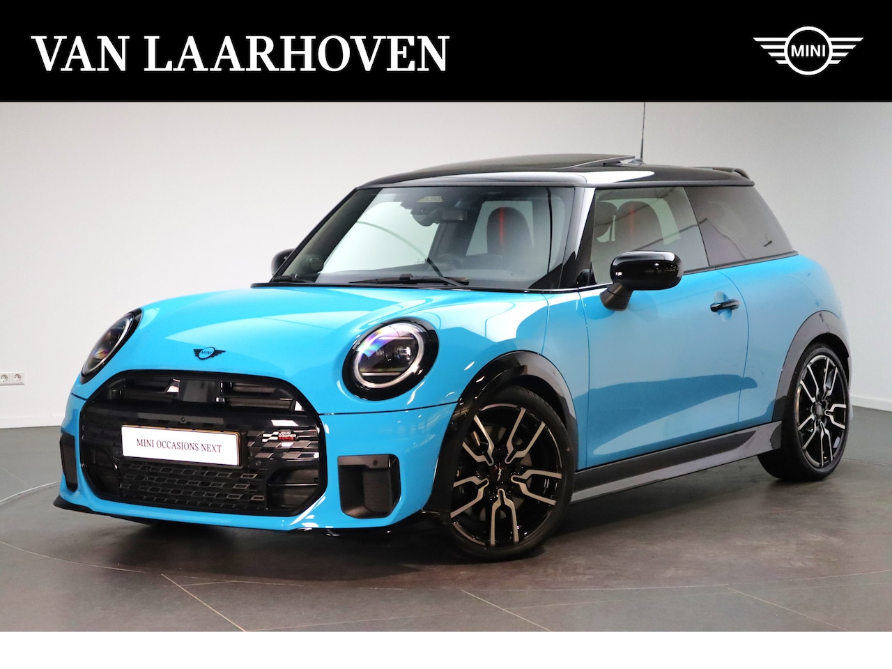 MINI Cooper S - Hatchback Automaat / John Cooper Works / Pakket XL / 18 inch JCW Lap Spoke 2-tone - AutoWereld.nl