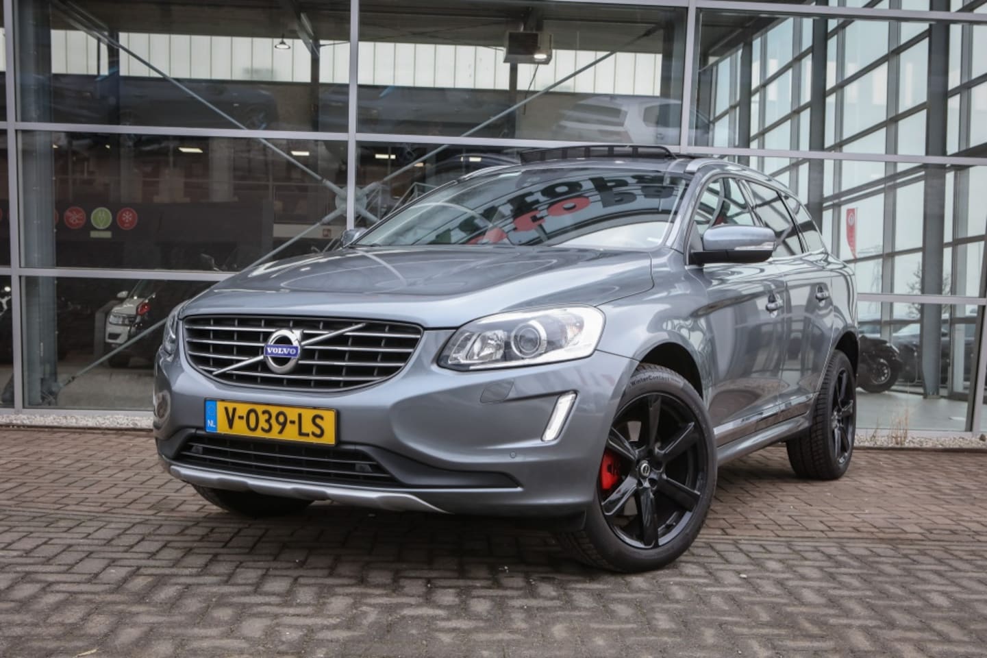 Volvo XC60 - Onbekend - AutoWereld.nl