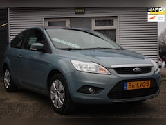 Ford Focus - 1.6 Trend 3-deurs automaat airco, navigatie, 81dkm, nap, boekjes, 2x sleutel, trekhaak, cr