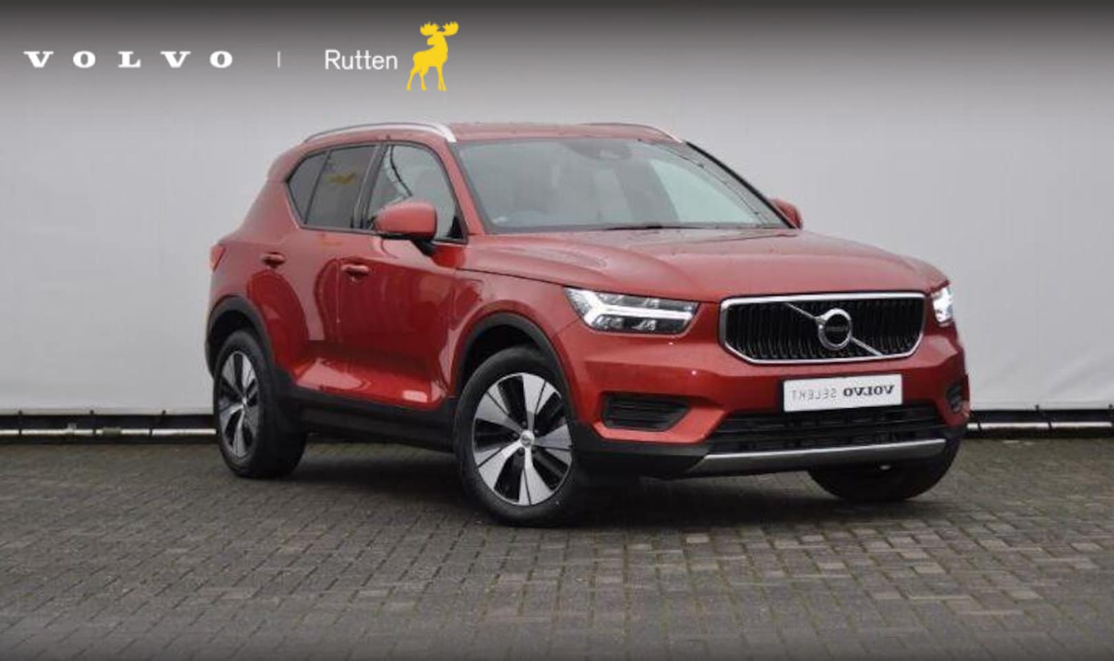 Volvo XC40 - T5 262PK Automaat Twin Engine Momentum Pro / Leer / Park assist v+a / Achteruitrijcamera / - AutoWereld.nl