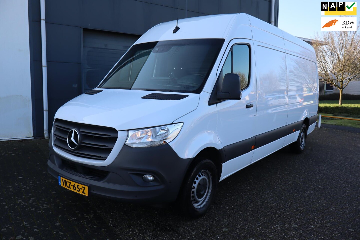 Mercedes-Benz Sprinter - 315 1.9 CDI L3H3 DC AUTOMAAT 2021 - AutoWereld.nl